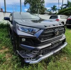 Toyota RAV4 2021 Brown