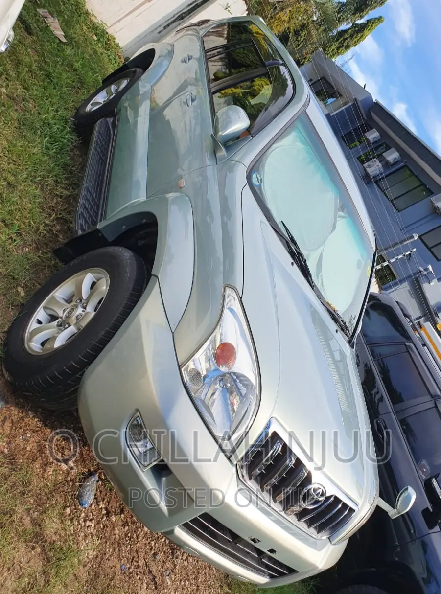 Toyota Land Cruiser Prado 2005 Silver
