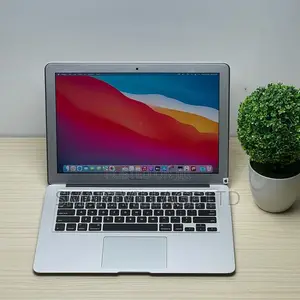 Laptop Apple MacBook Pro 2015 16GB Intel Core I7 SSD 512GB