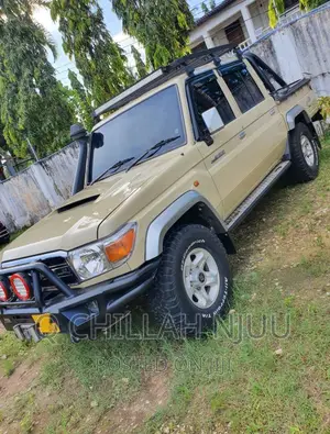 Toyota Land Cruiser 2003