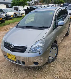 Toyota Corolla Spacio 2003 Silver