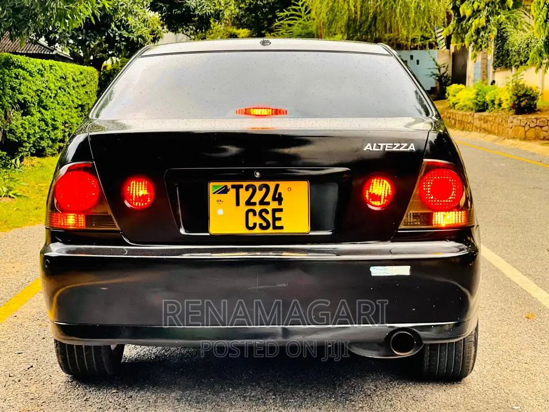 Toyota Altezza 2004 Black
