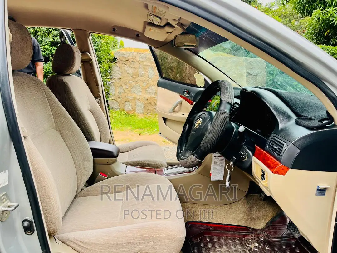Toyota Premio 2004 Silver