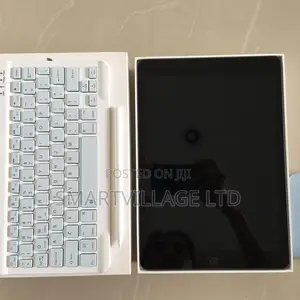 New Apple iPad 9.7 64 GB Gray