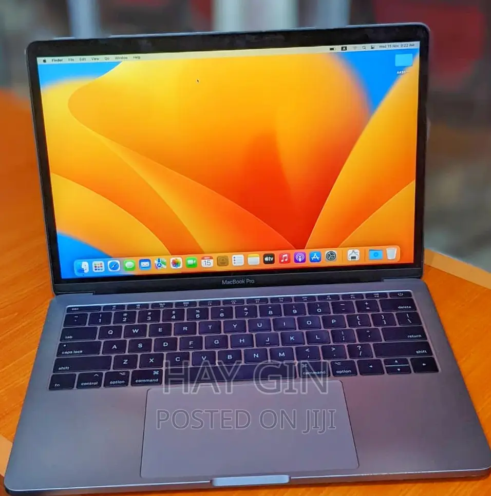 New Apple MacBook Pro 2017 16GB Intel Core I7 SSHD (Hybrid) 512GB