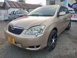 Toyota Corolla RunX 2004 Beige