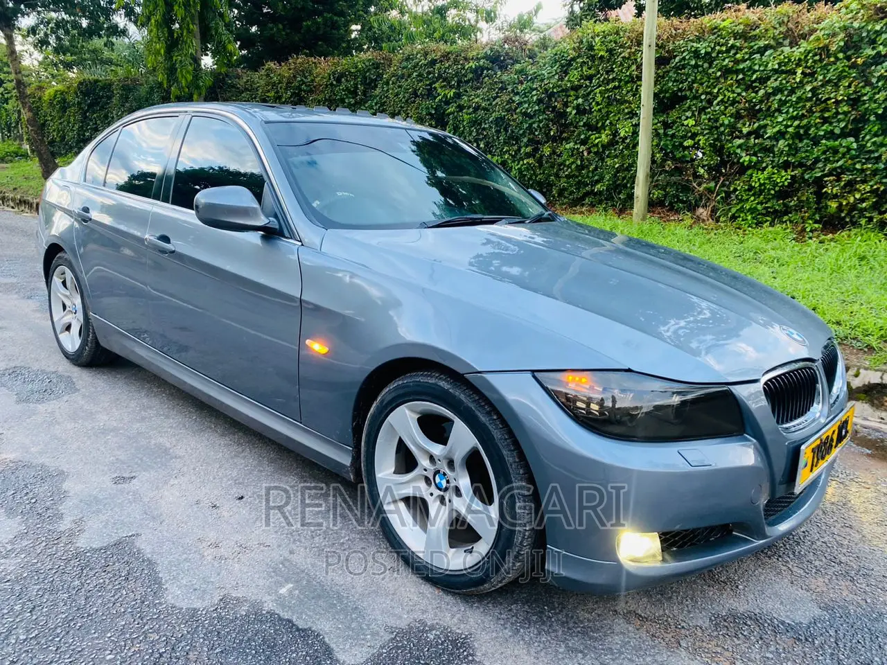 BMW 3 Series 2010 Gray