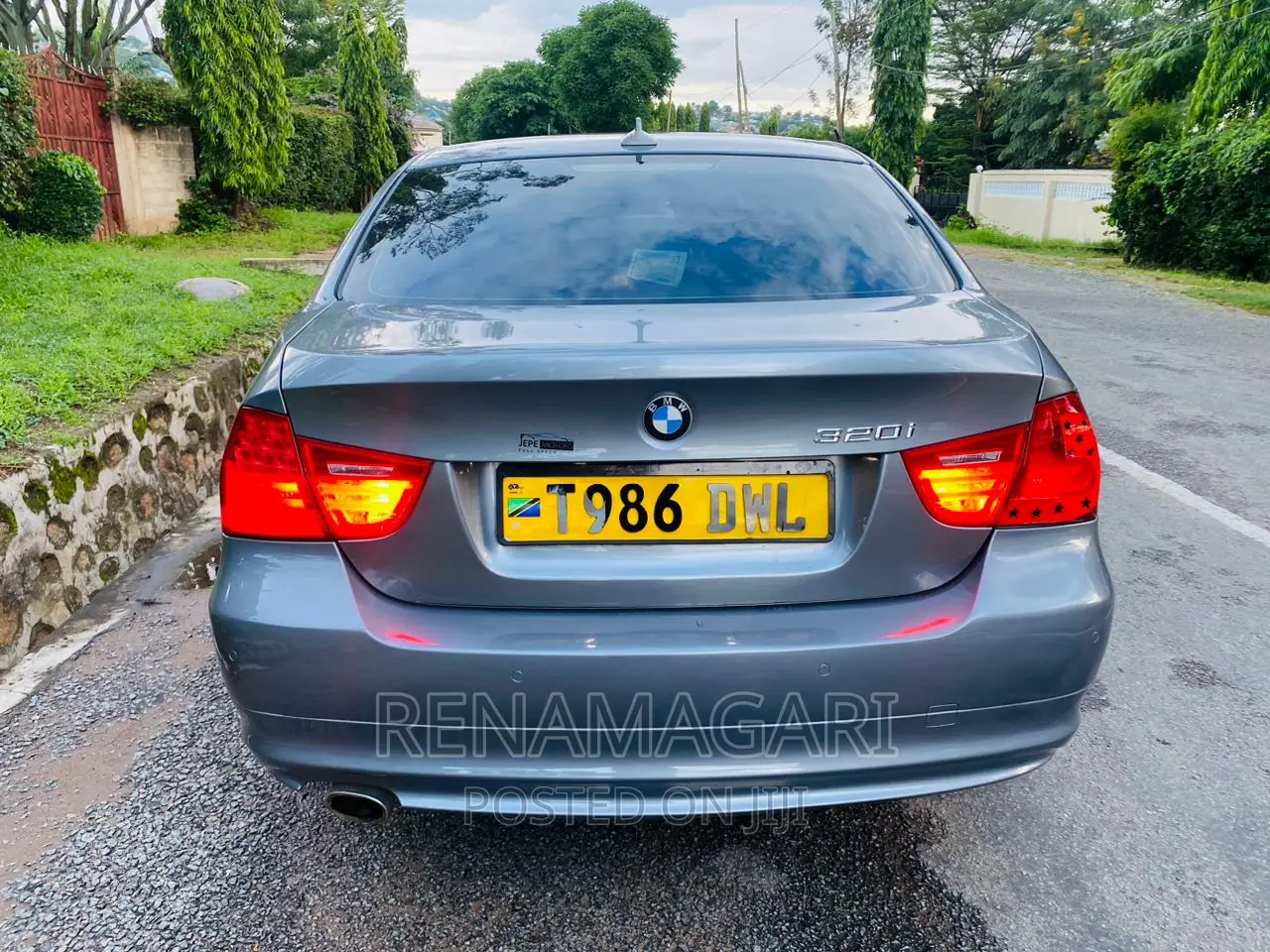 BMW 3 Series 2010 Gray