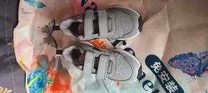 Reebok Kids Leather Sneaker
