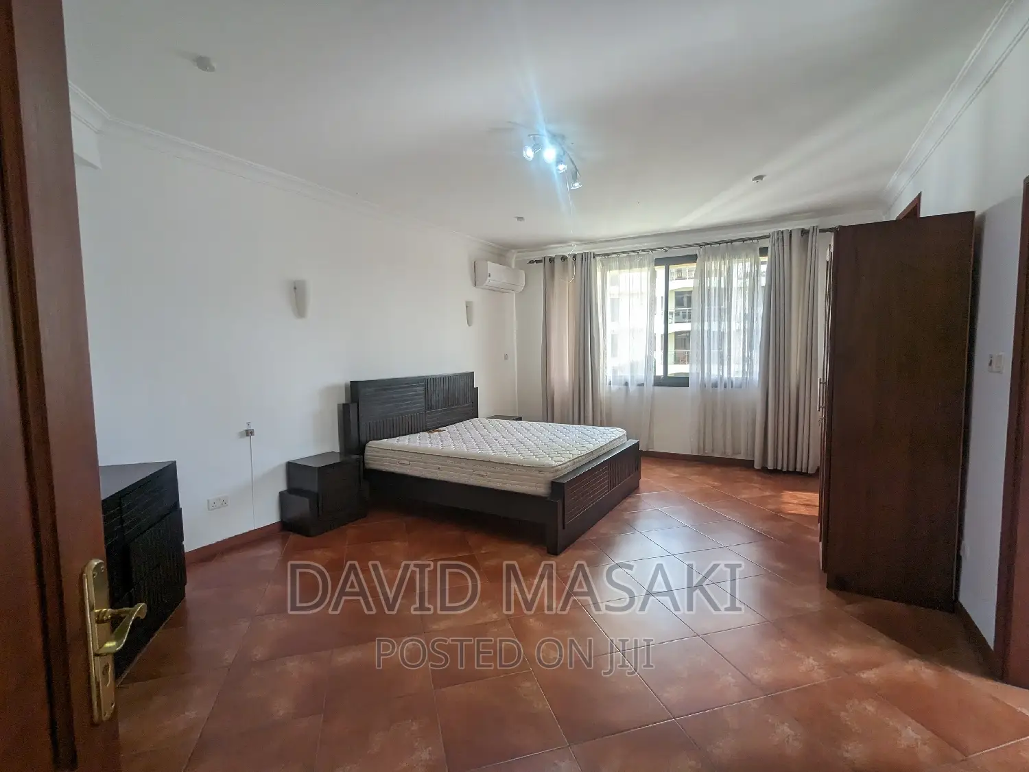 Furnished 3bdrm Apartment in Oysterbay for rent
