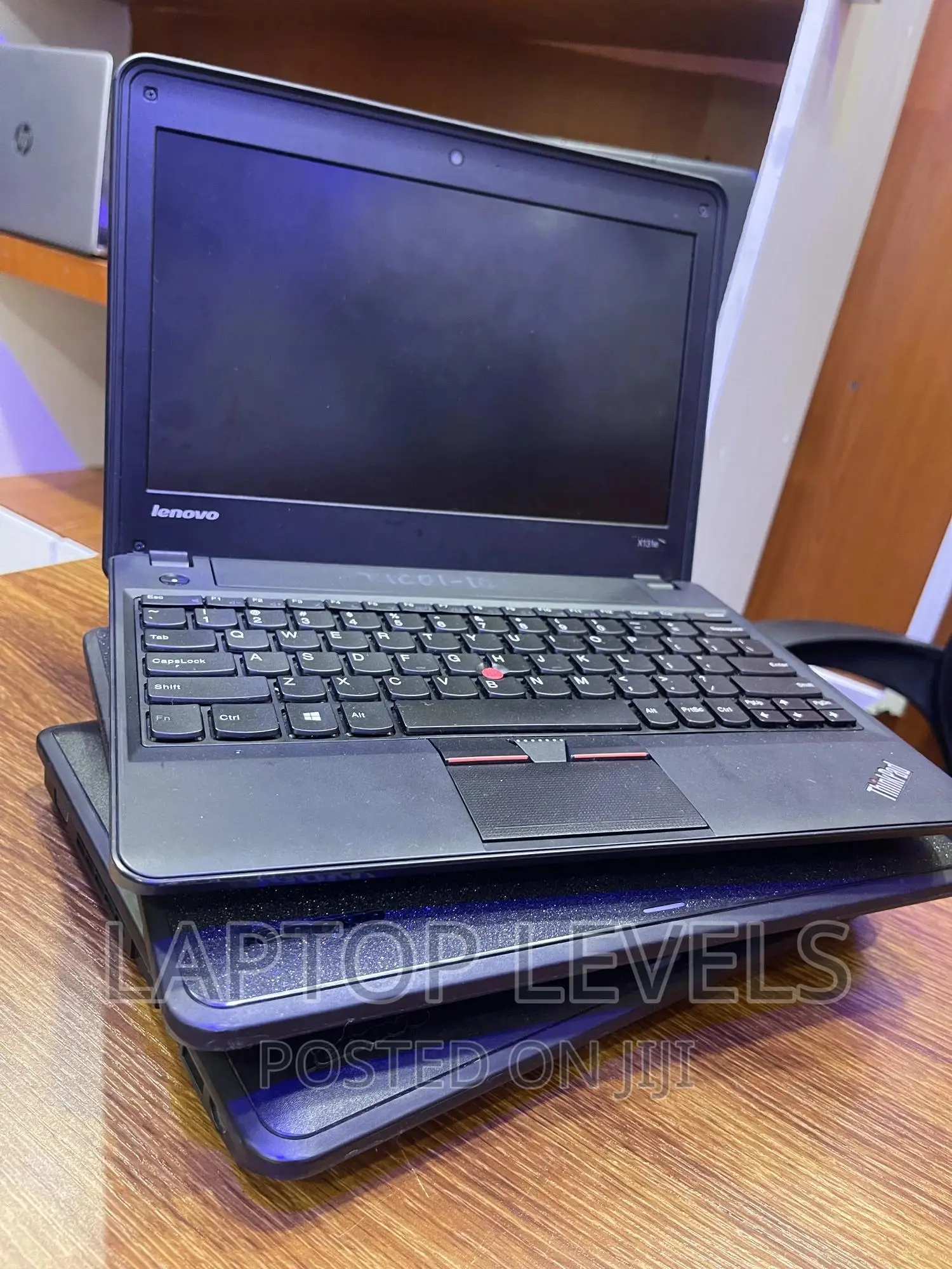 Laptop Lenovo ThinkPad X131e 4GB Intel HDD 320GB