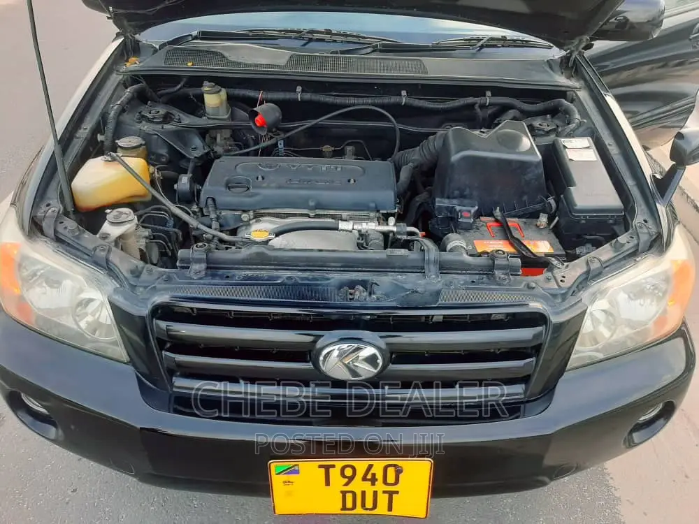 Toyota Kluger 2003 Black
