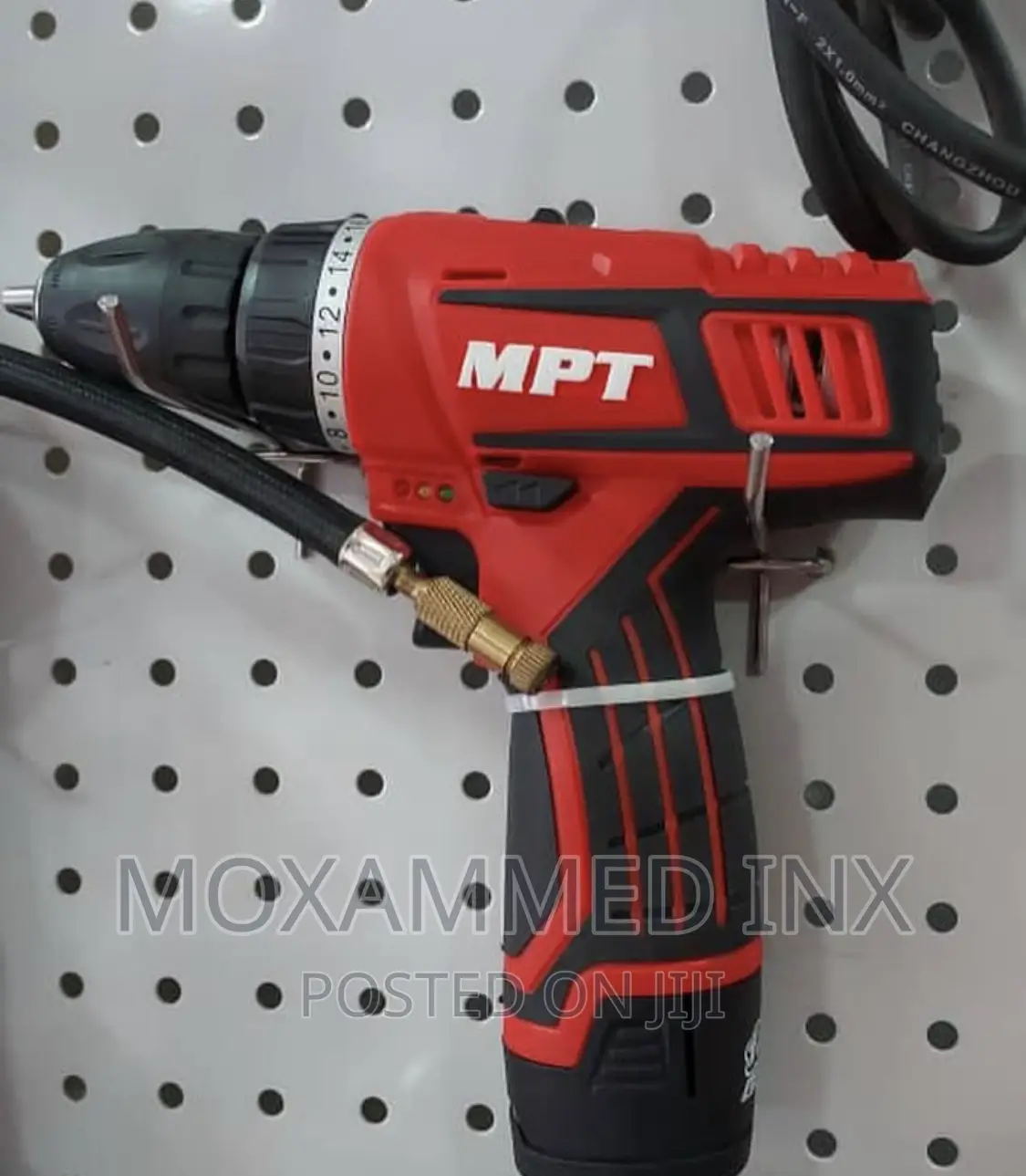 MPT Cordless Screw Driver Comes With 2 Batteries