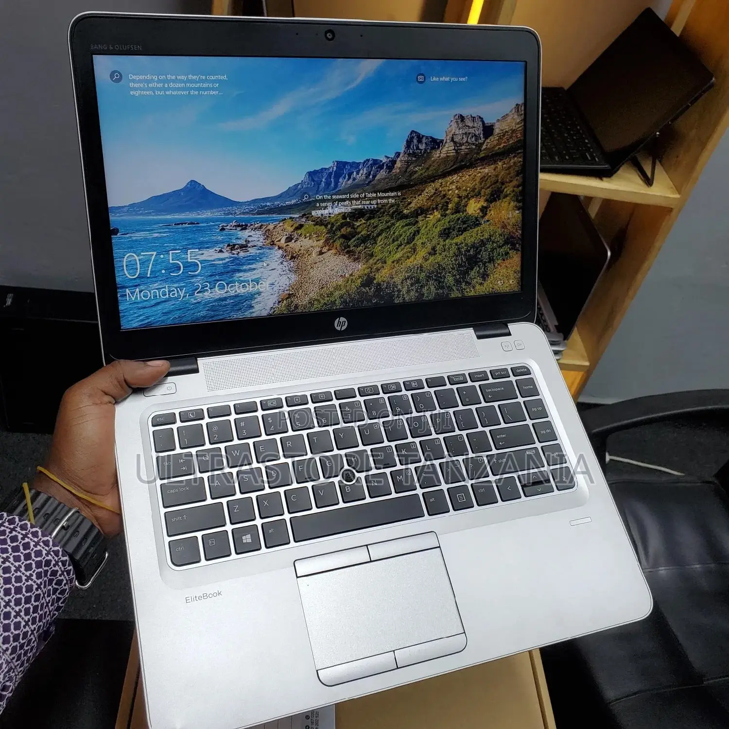 New Laptop HP EliteBook 820 G3 8GB Intel Core I5 SSD 256GB