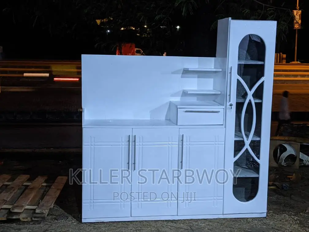 Kitchen Cabinet Kubwa