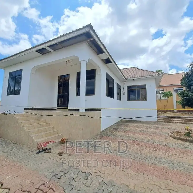 3bdrm House in Mbezi for sale