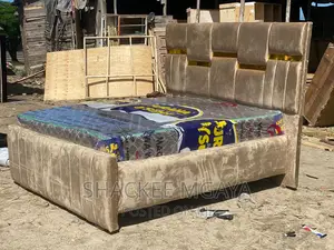 Bed Sofa 5X6 Pamoja Na Godoro Inch8