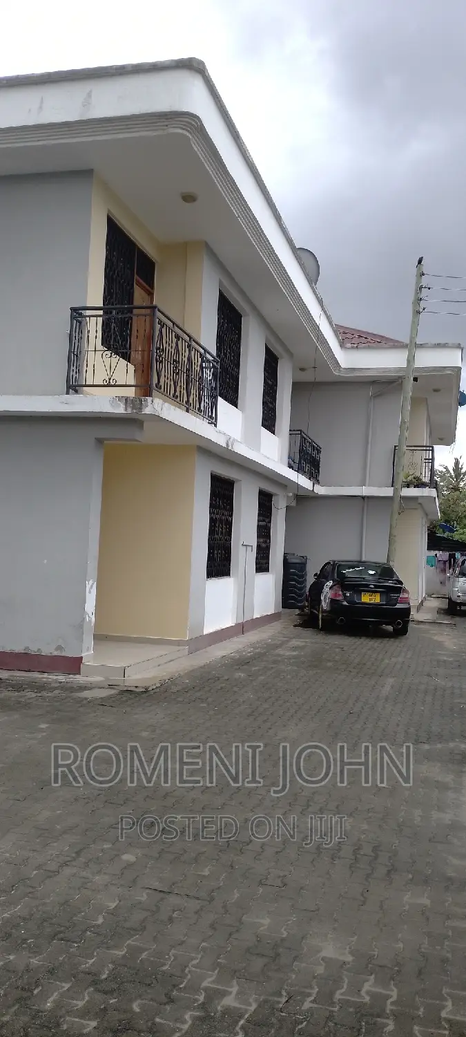 3bdrm Block of Flats in Tanzania Dsm Ukonga, Ilala for rent