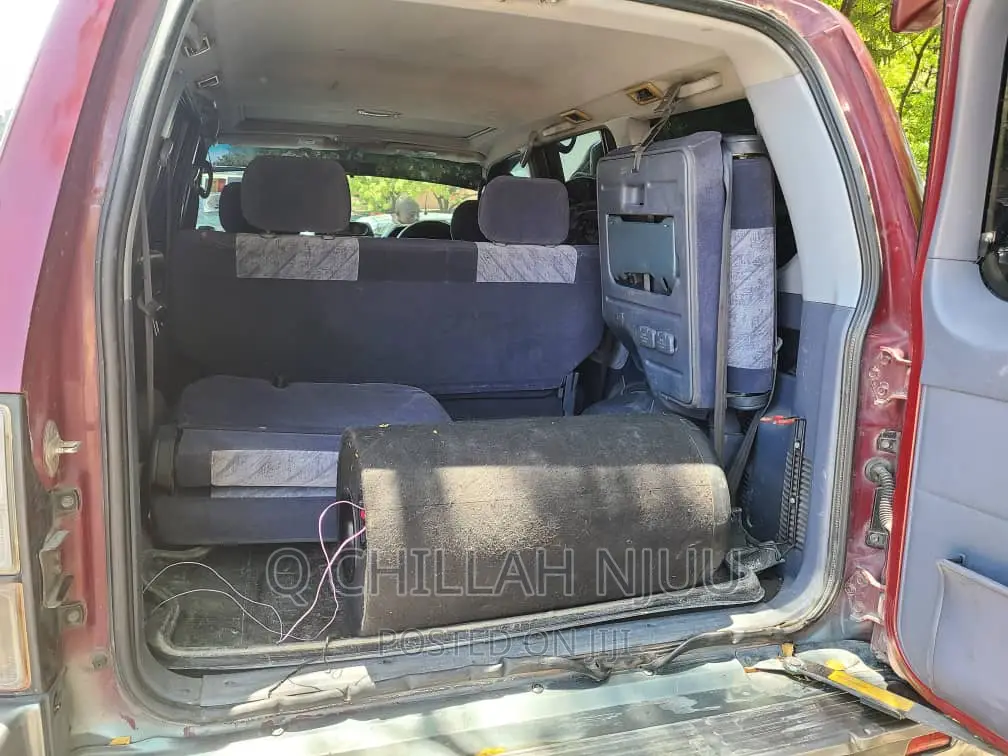 Toyota Land Cruiser Prado 2000 Red