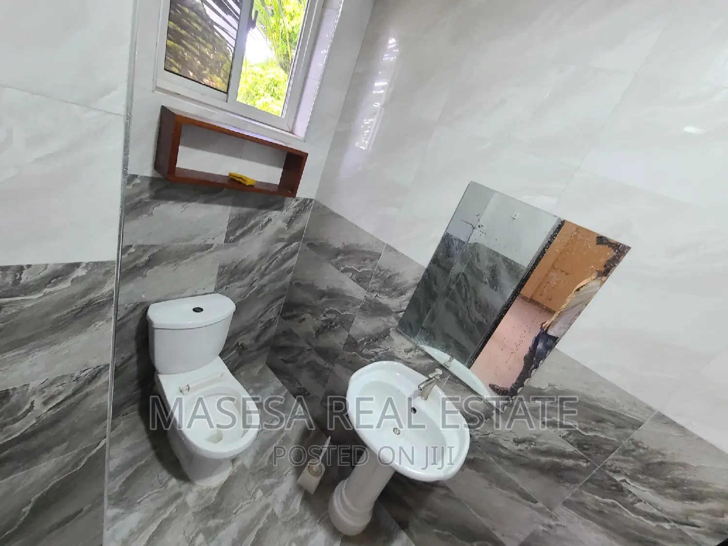 3bdrm Apartment in Msasani for rent
