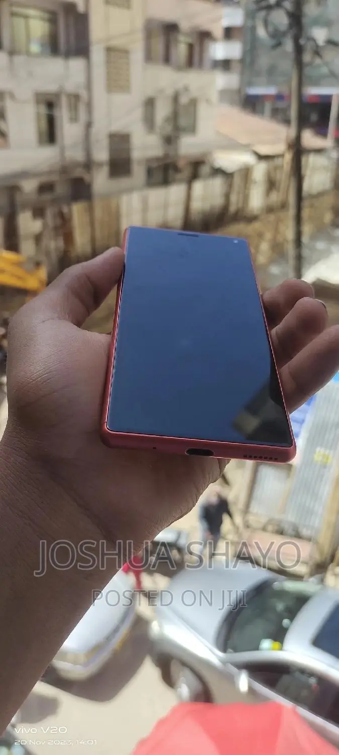 Sony Xperia 8 SOV42 64 GB