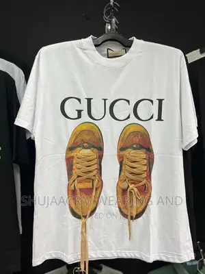 Round Collar T-Shirts
