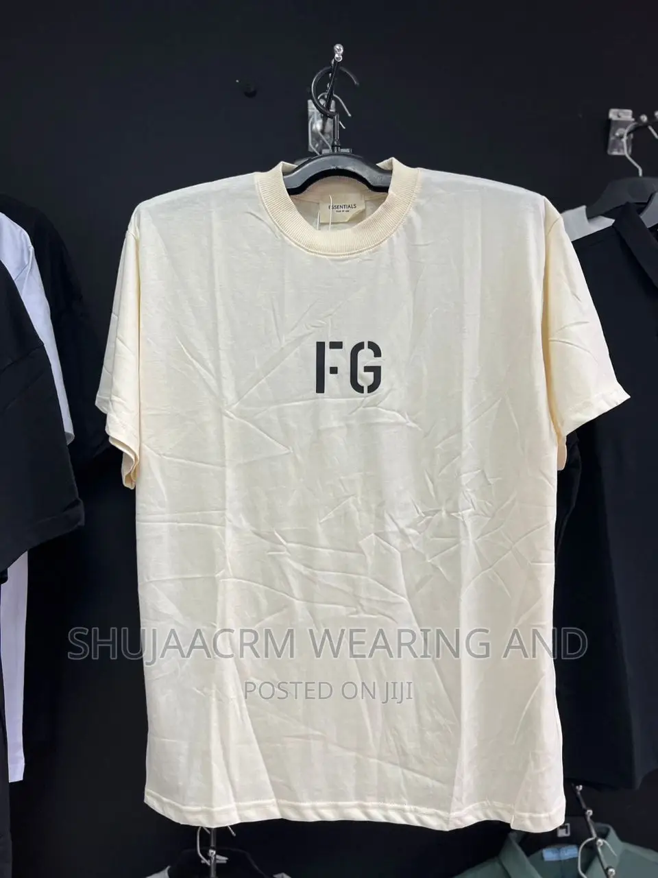Round Collar T-Shirts