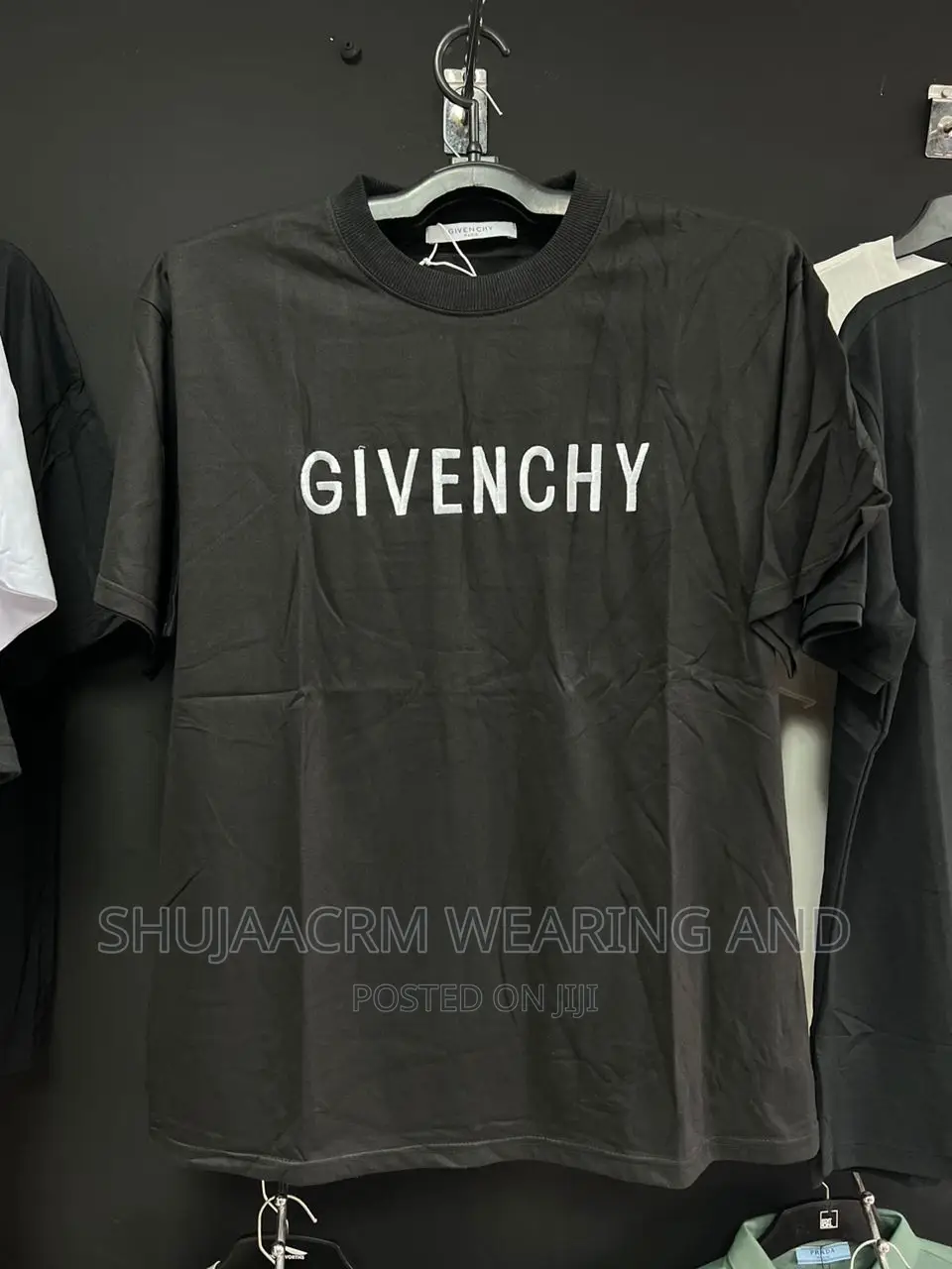 Round Collar T-Shirts