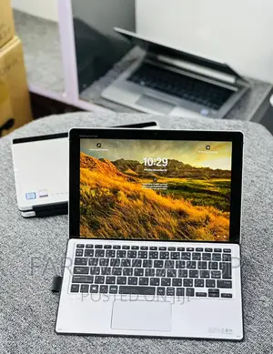 Laptop HP Elite X2 1012 8GB Intel Core I5 SSD 256GB