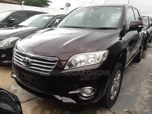 Toyota Vanguard 2011 Burgundy