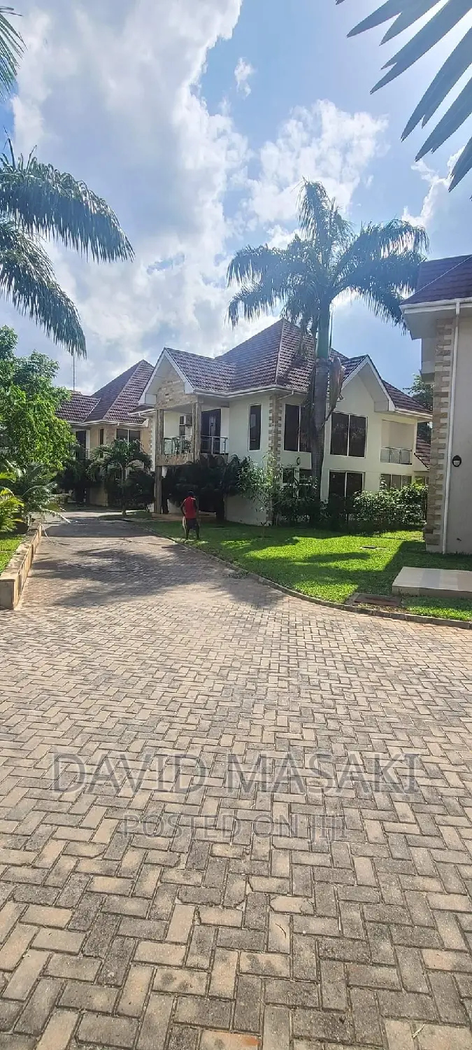 Furnished 4bdrm Villa in Oysterbay Villas for rent
