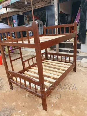 Dable Deka 4,6 Chin Na Juu Na Magodoro Yake
