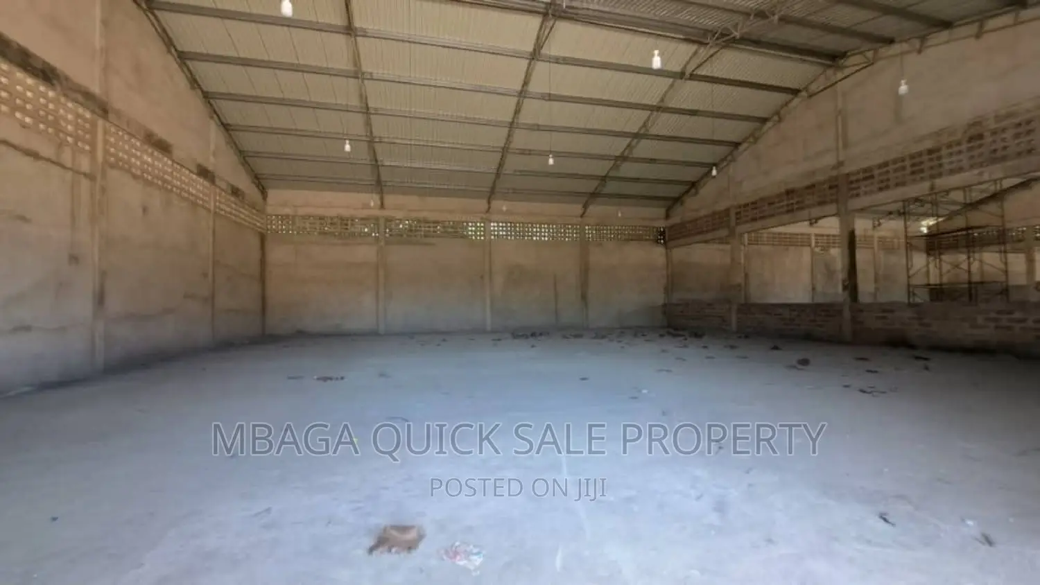 Warehouse for Rent at Boko 400sqm TSH 2.5m