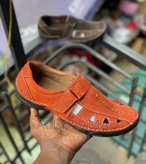 G.Ten Opens Shoes Brown Material Fuaxleather