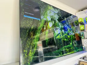 Crystal Uhd Tv 65inch