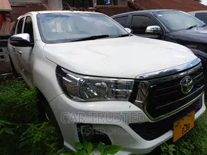 Toyota Hilux 2019 Black