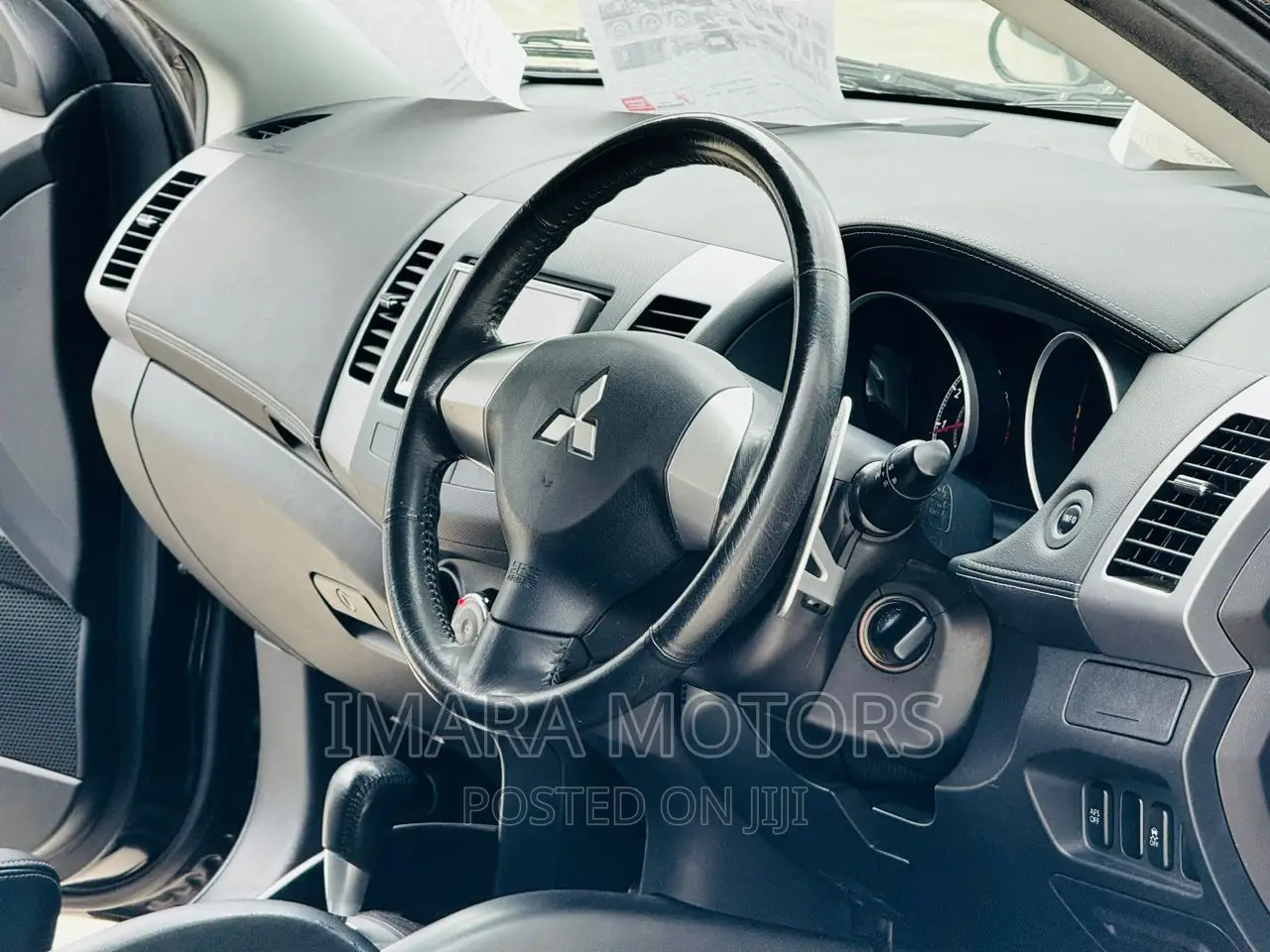 Mitsubishi Outlander 2010 Black