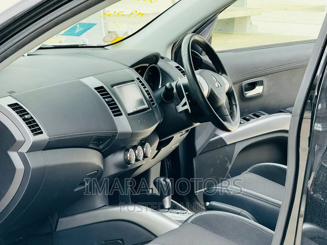 Mitsubishi Outlander 2010 Black