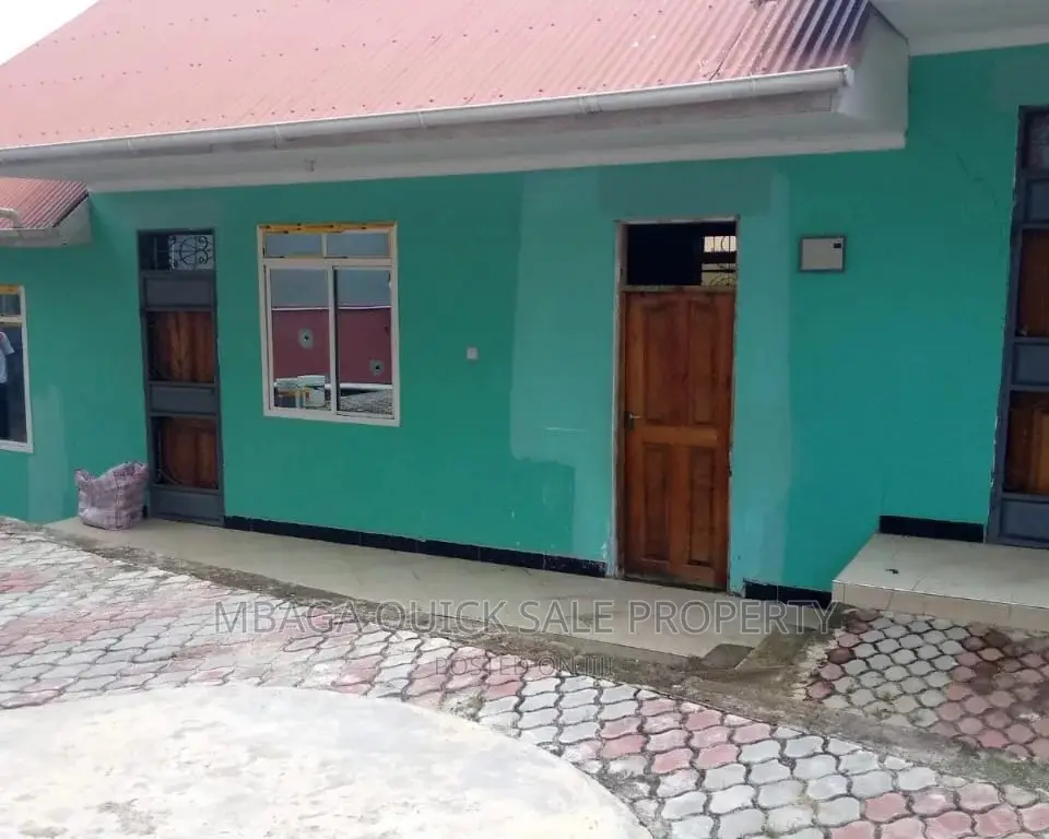 4bdrm Apartment in Mbezi Msiguri for sale