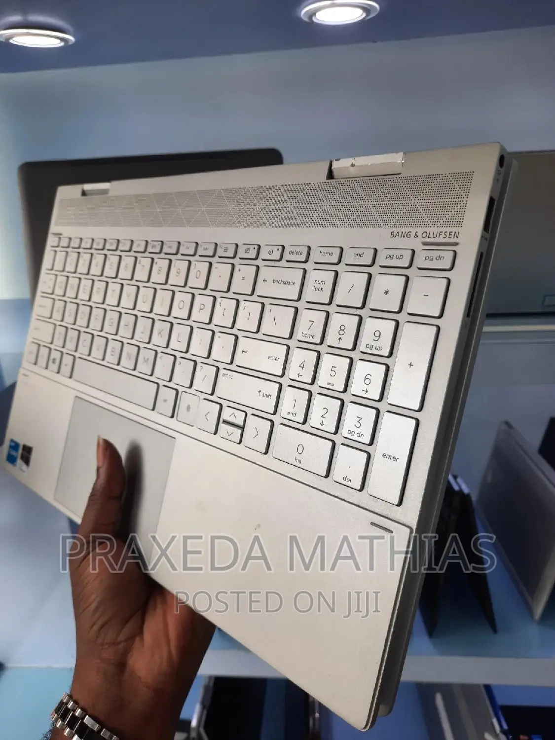 New Laptop HP Envy X360 15-Cp0013nr 16GB Intel Core I5 SSD 512GB
