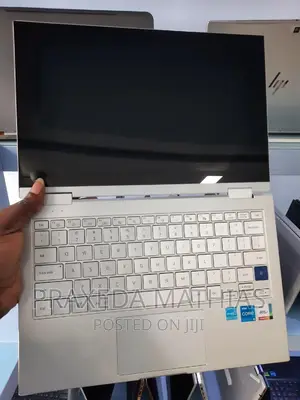 New Laptop Samsung Galaxy Book 2 8GB Intel Core i5 SSD 256GB