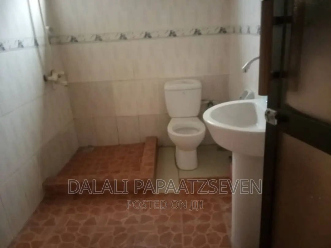 3bdrm House in Dalalipapaatzseven, Kinondoni for rent