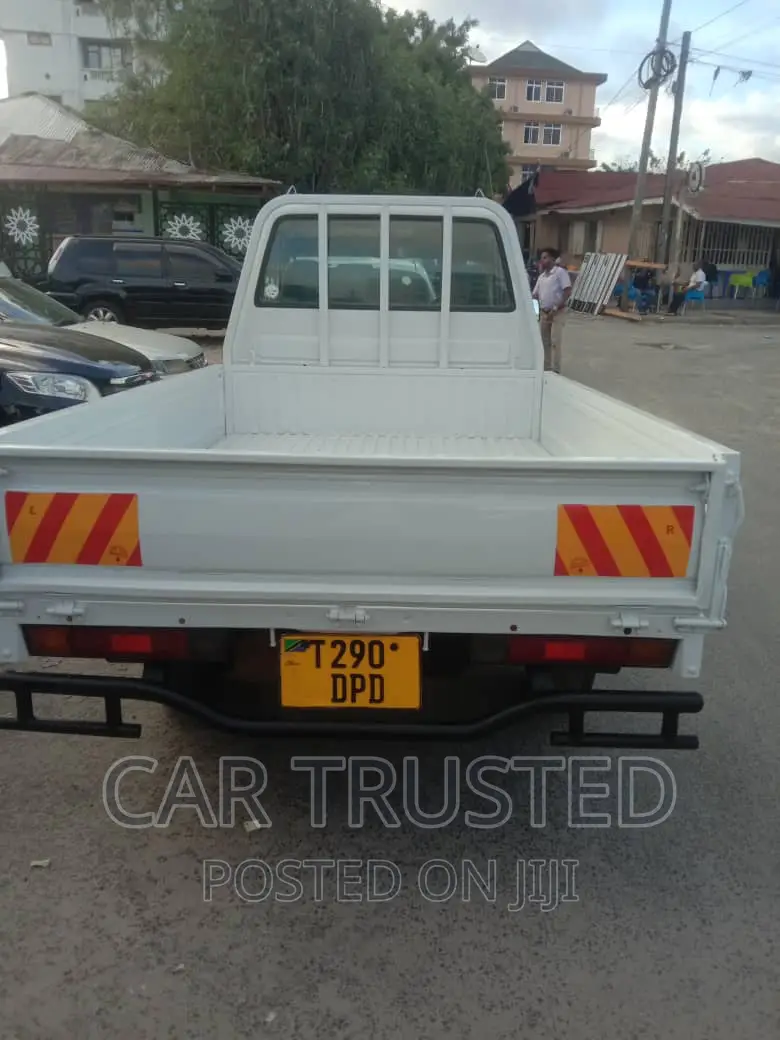 Toyota Townace 2004 White