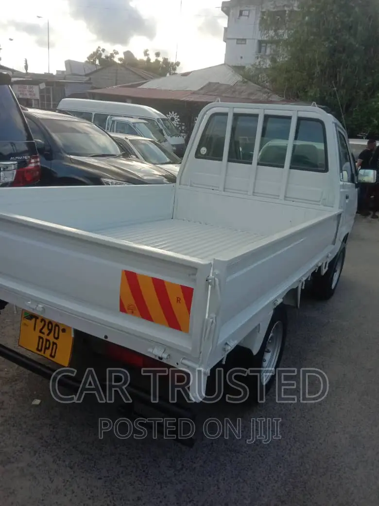 Toyota Townace 2004 White