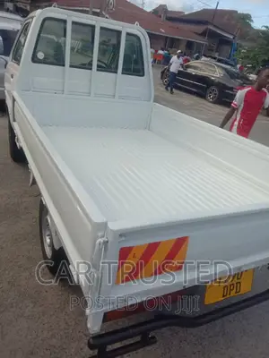 Toyota Townace 2004 White