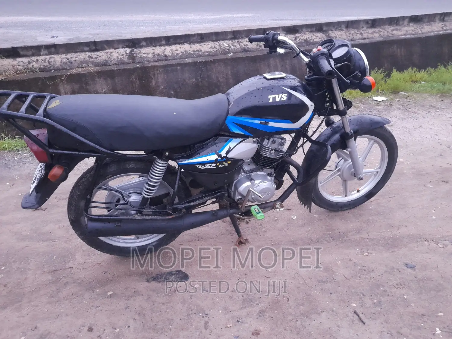 TVS HLX 125 2021 Black