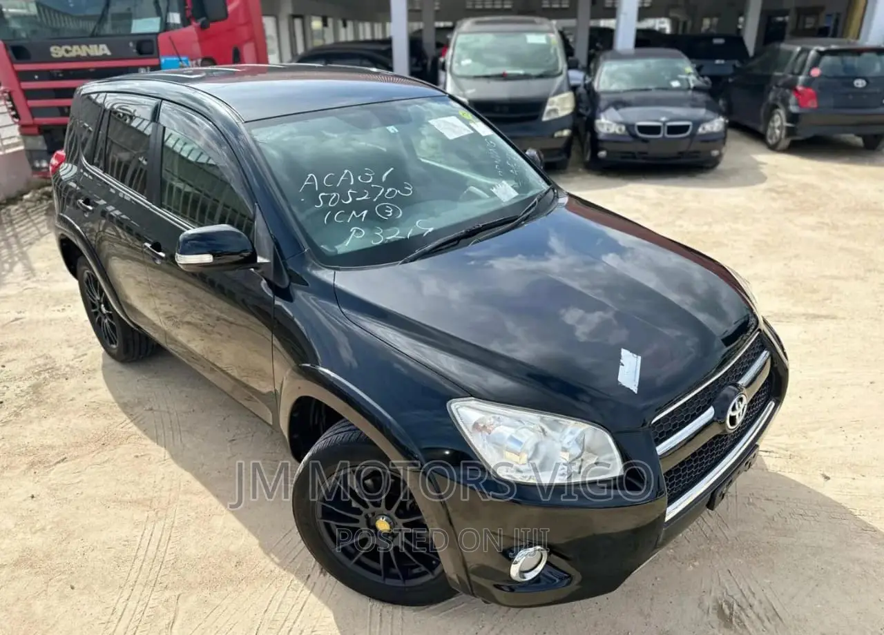 Toyota RAV4 2011 Black