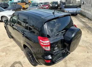 Toyota RAV4 2011 Black
