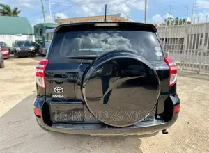 Toyota RAV4 2011 Black