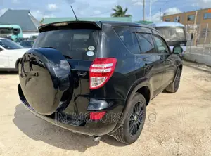 Toyota RAV4 2011 Black